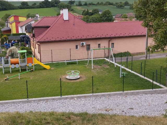 Výstavba detského ihriska Otrhánky po 2